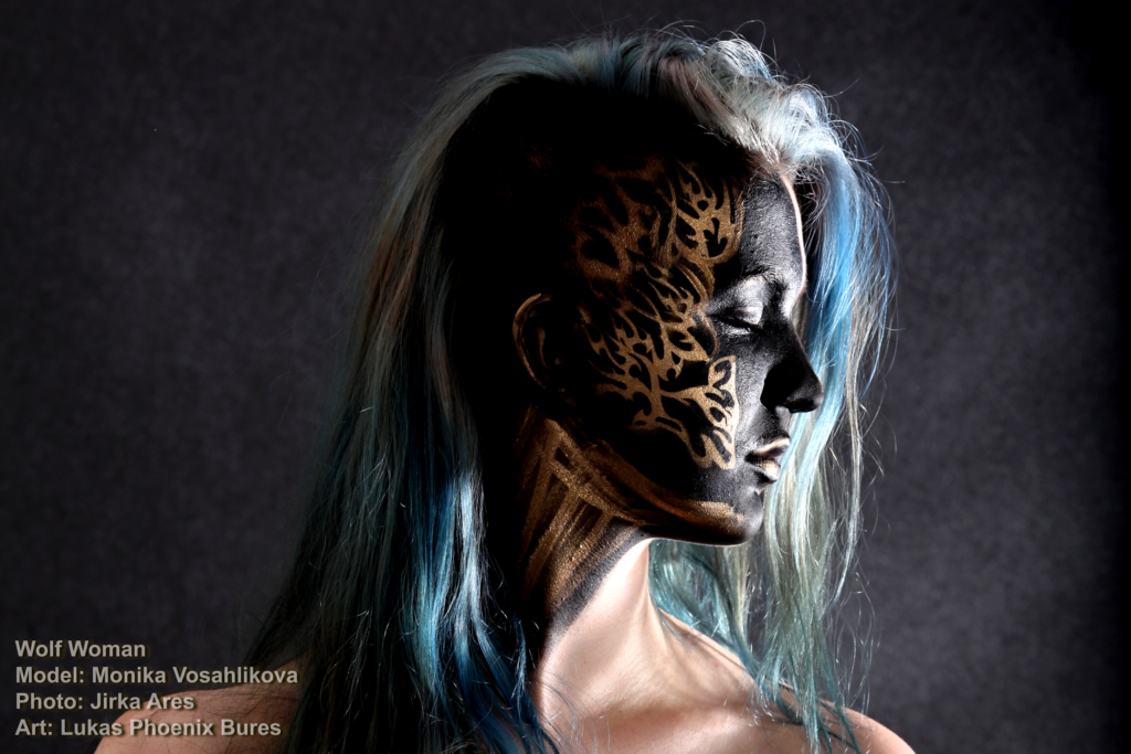 Facepainting Creative Gold Wolf